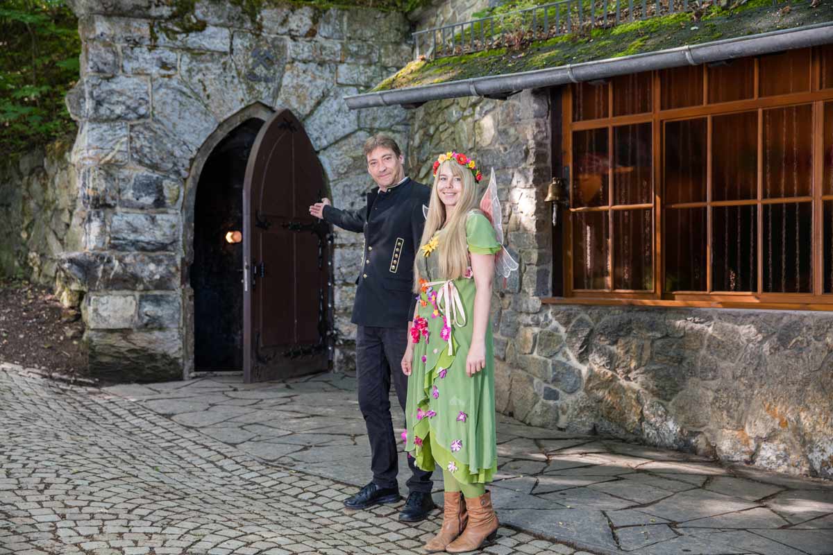 Herzlich-Willkommen-bei-Berhmann-und-Fee—Matthias-Frank-Schmidt