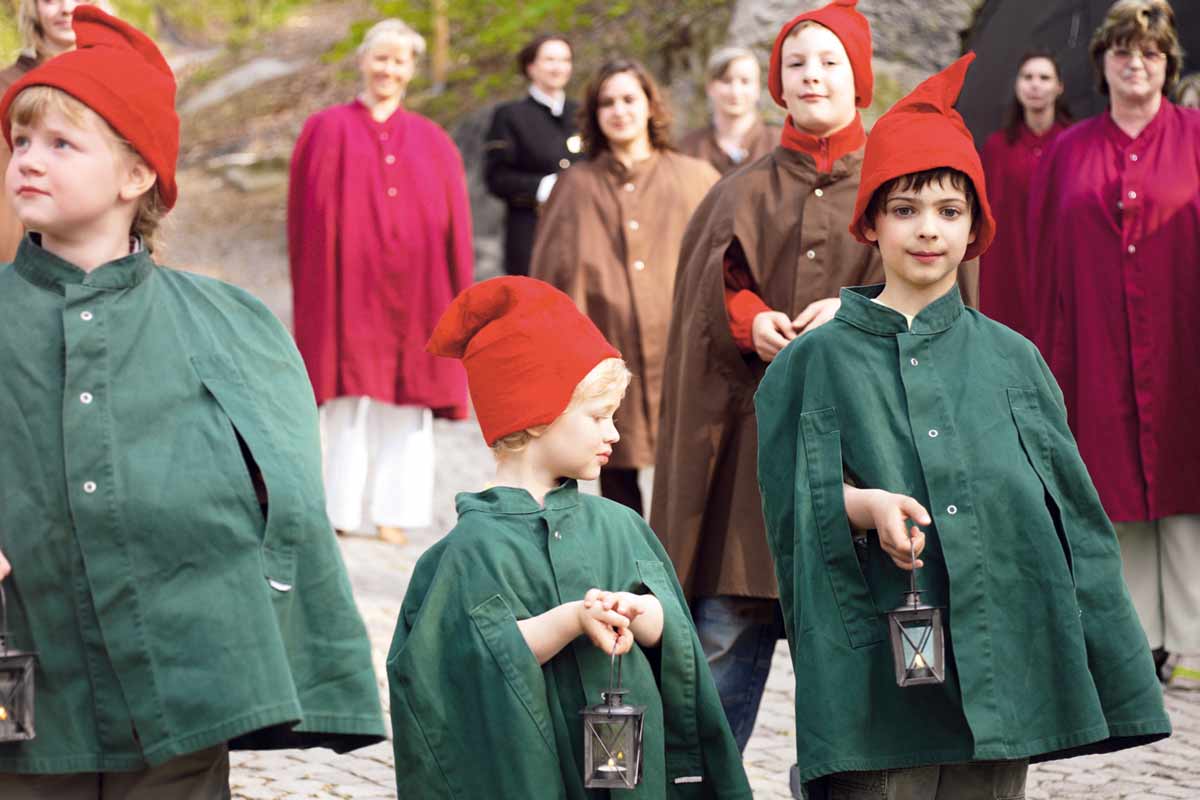 Kinderfuehrung-Feengrotten—Atelier-Papenfus